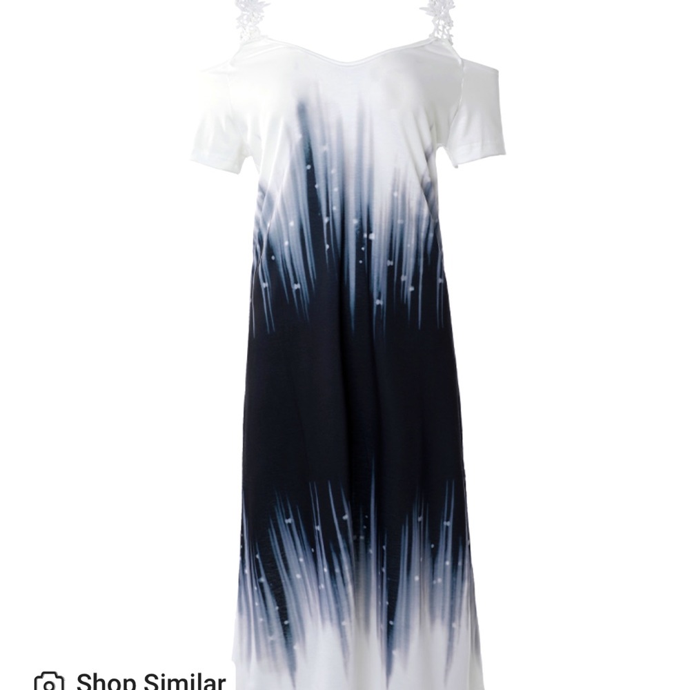 Polyester cotton material, Ombré, tie dyed, contrast last shoulder.